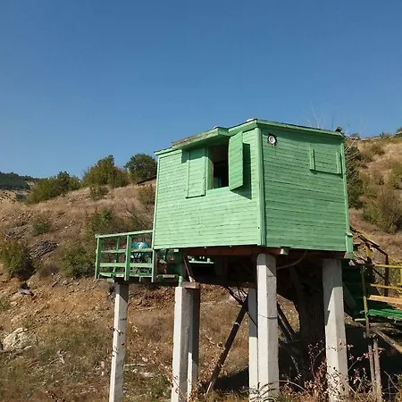 Lodge Green Staro Myasto *